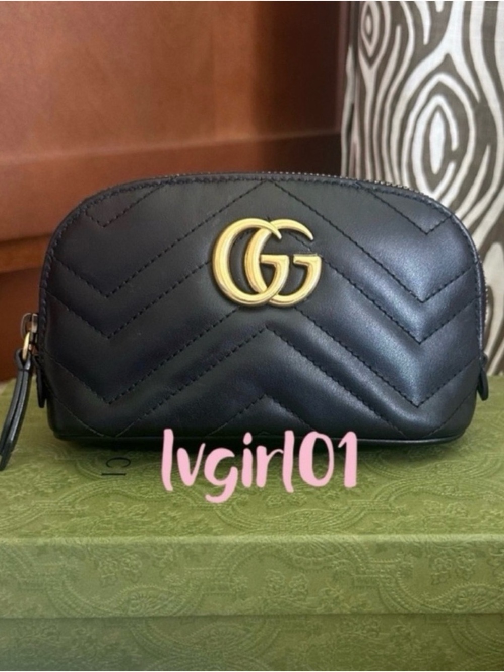 🌸💯Authentic Gucci GG Marmont Chevron Cosmetic Case